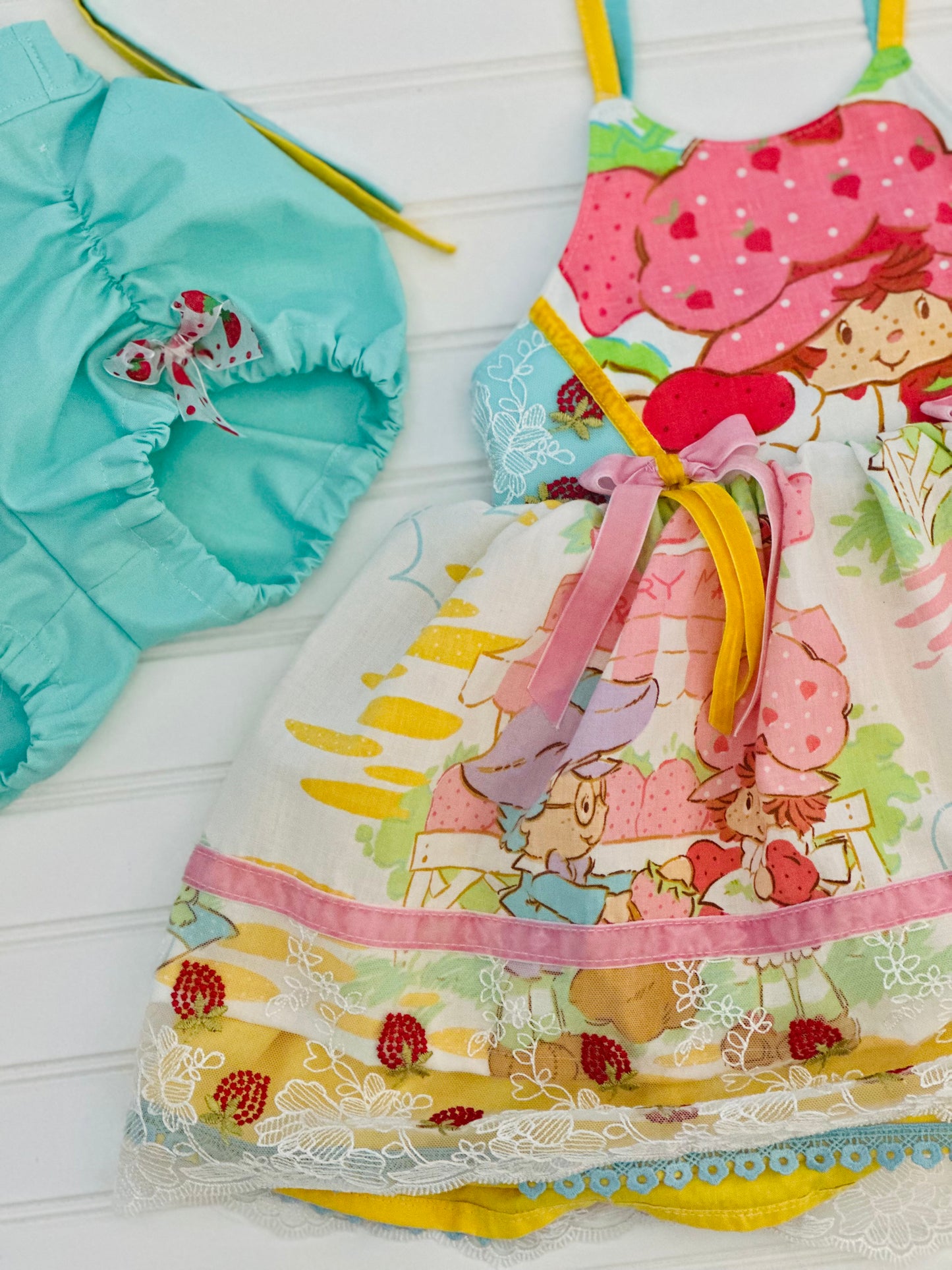 Bright Berry Day OOAK 4T